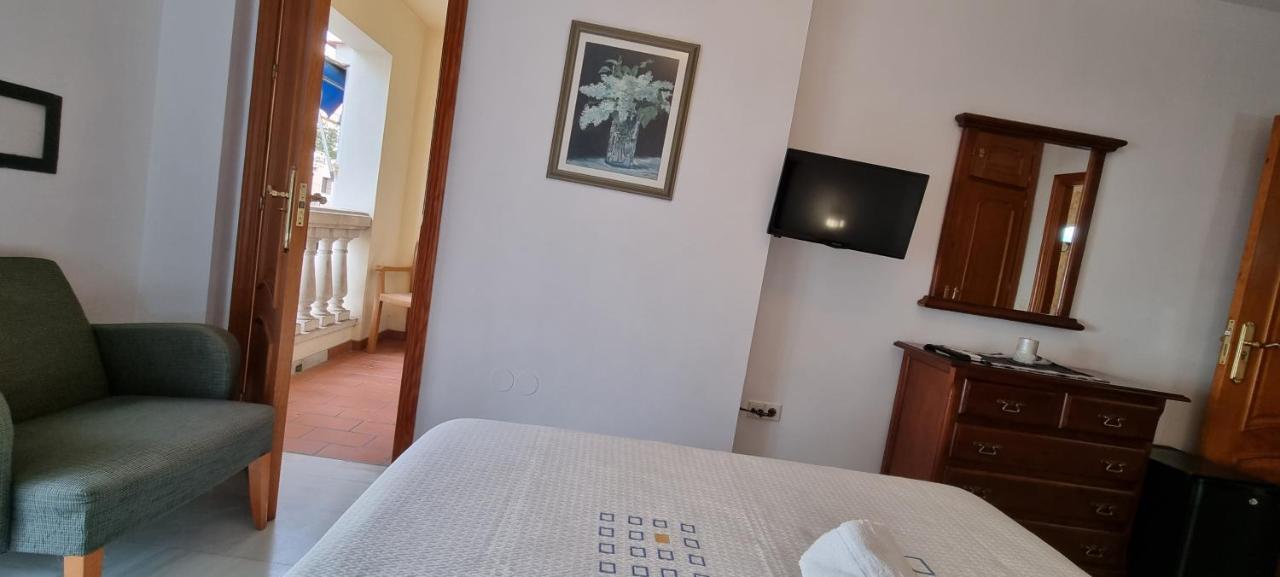 Hotel La Morena Fuengirola Bagian luar foto