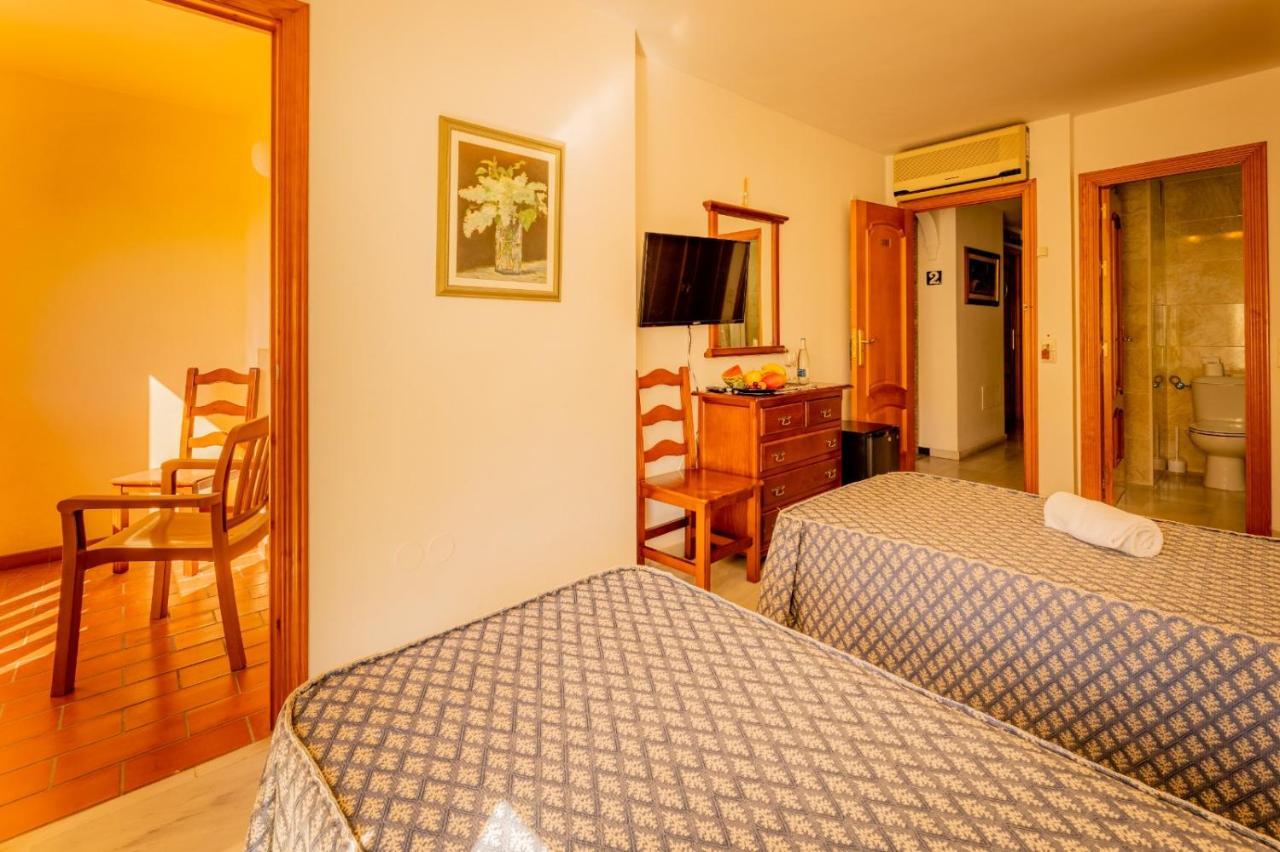 Hotel La Morena Fuengirola Bagian luar foto