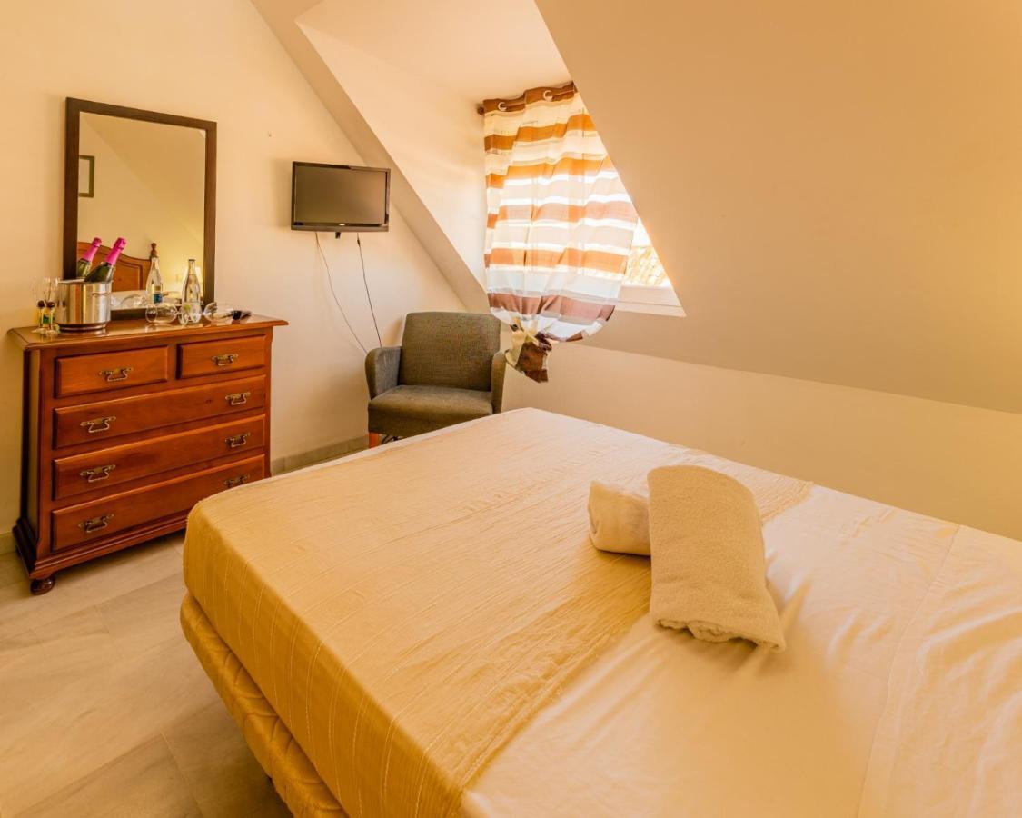 Hotel La Morena Fuengirola Bagian luar foto