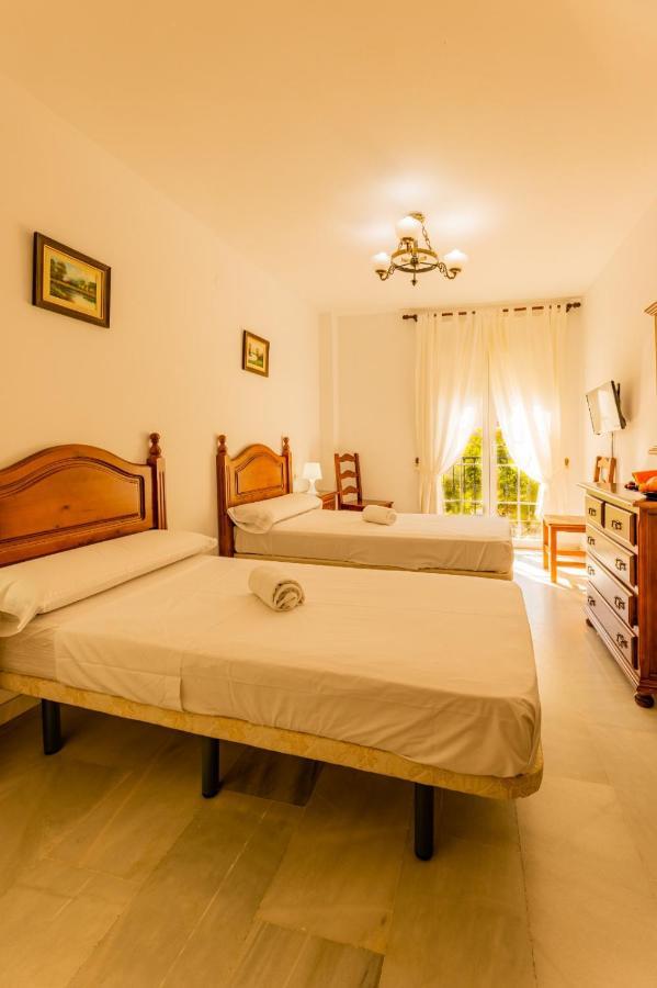 Hotel La Morena Fuengirola Bagian luar foto
